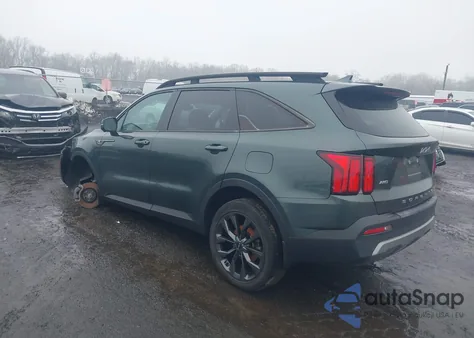 2022 Kia Sorento X-Line Sx Prestige z USA, uszkodzony, nr VIN 5XYRKDLF3NG116383